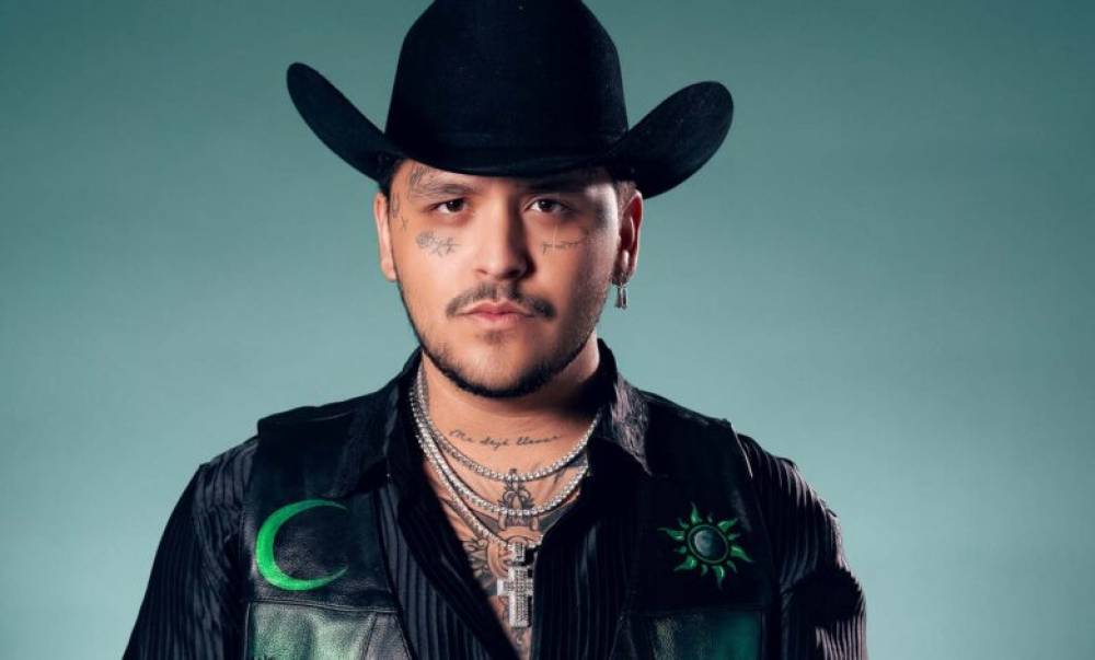 Nodal enciende Altos de Chavón con un concierto lleno de emoción hoy