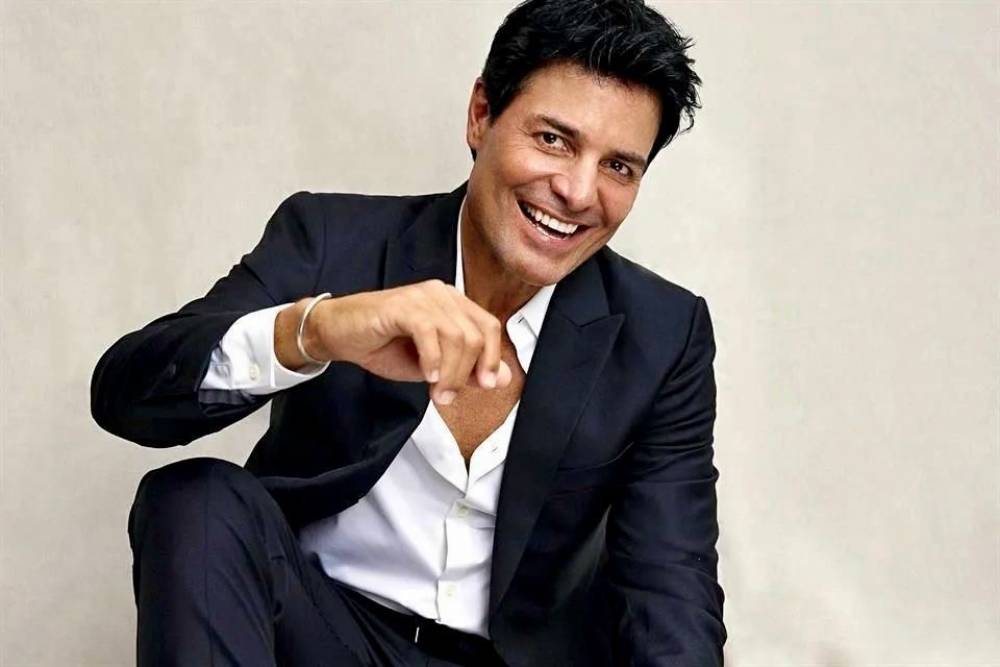 CHAYANNE HACE VIBRAR EL ESTADIO QUISQUEYA CON MULTITUDINARIO CONCIERTO EN SANTO DOMINGO