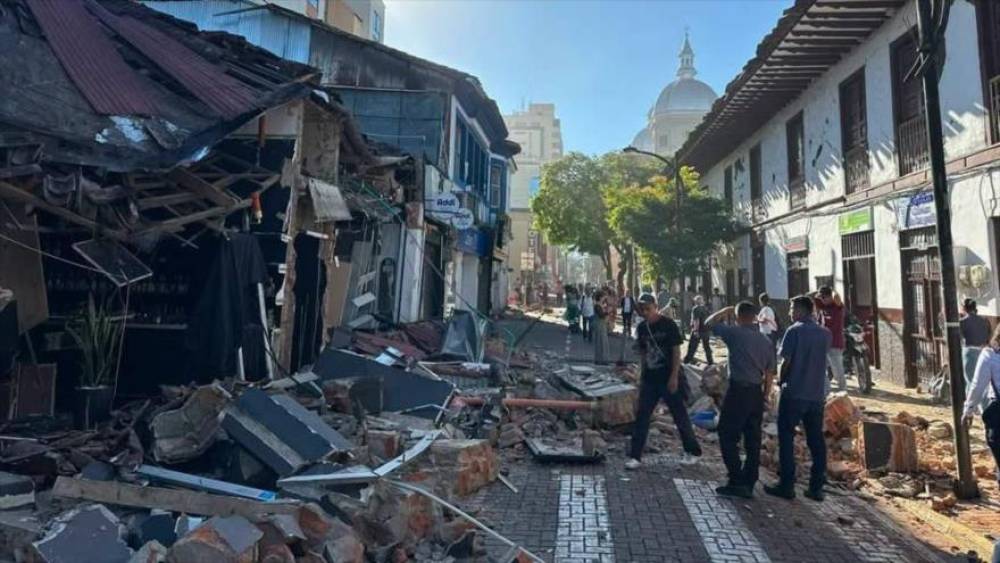 ¡ALERTA EN COLOMBIA! Potente terremoto de 7.4 deja muertos y edificios colapsados